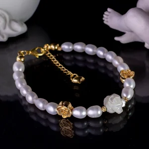 Armband aus Perlen