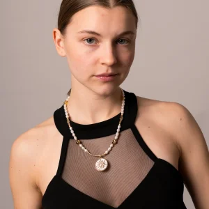 Kette aus Perlen