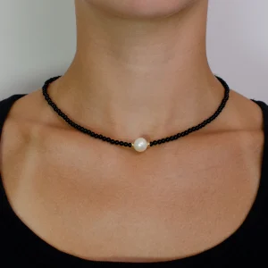 Halskette aus Achat und Perle