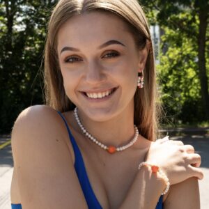 Set aus Perlen
