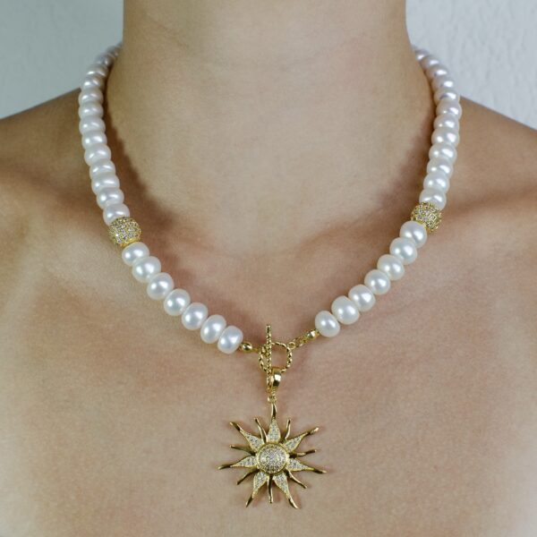 Kette aus Perlen